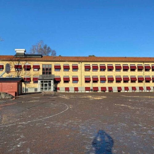 Alunda, Fönstermarkis, Grand Baroness Fönstermarkis Grand Baroness